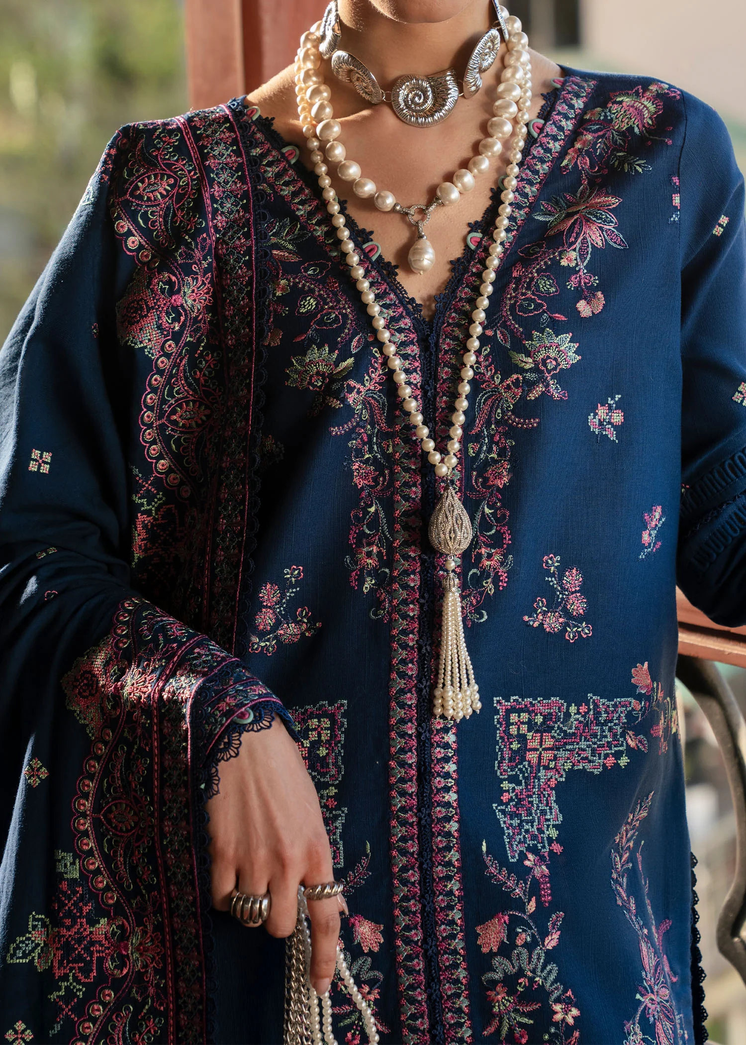 Nishwa - Stitched - Image 3